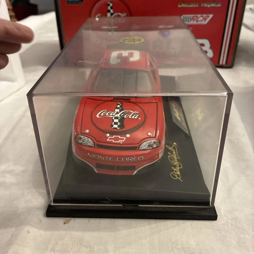 Revell 1:24 Coca-Cola Dale Earnhardt #3 1998 Chevrolet Monte Carlo Diecast Car